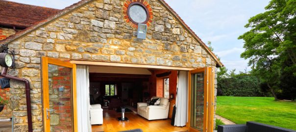 TommaFold Folding Doors